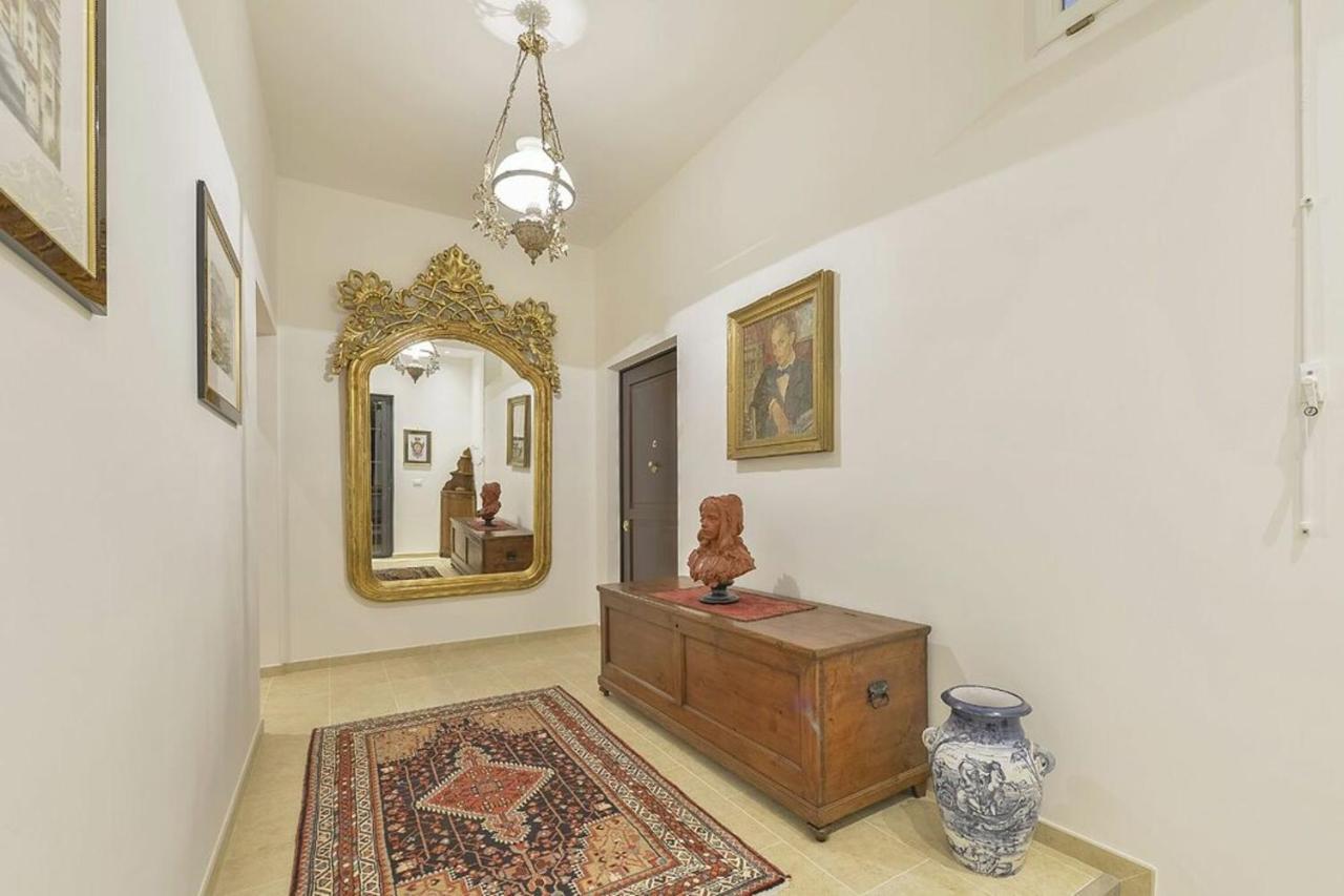 Palazzo Anselmi By Halldis Florencia