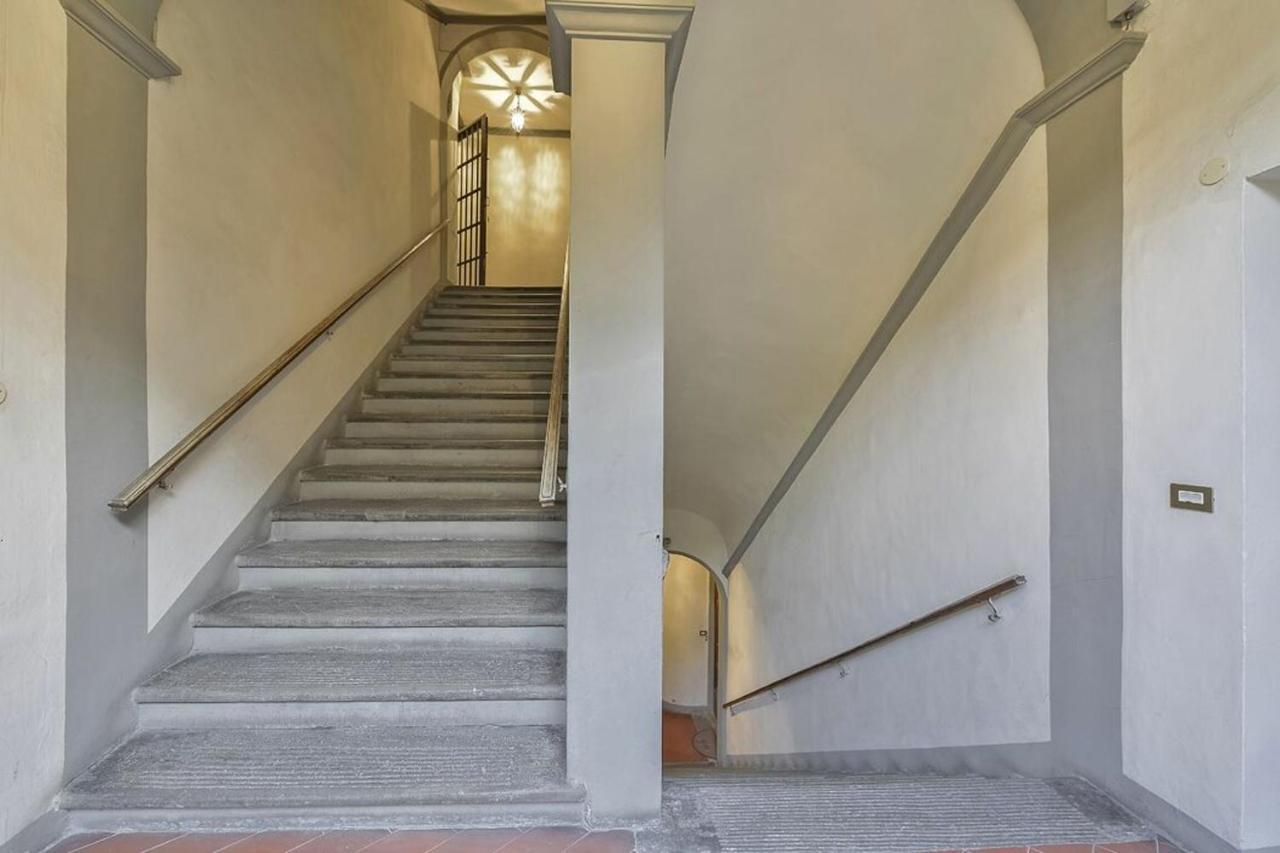 Palazzo Anselmi By Halldis Florencia